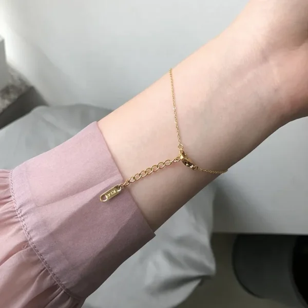 tiny heart chain bracelet