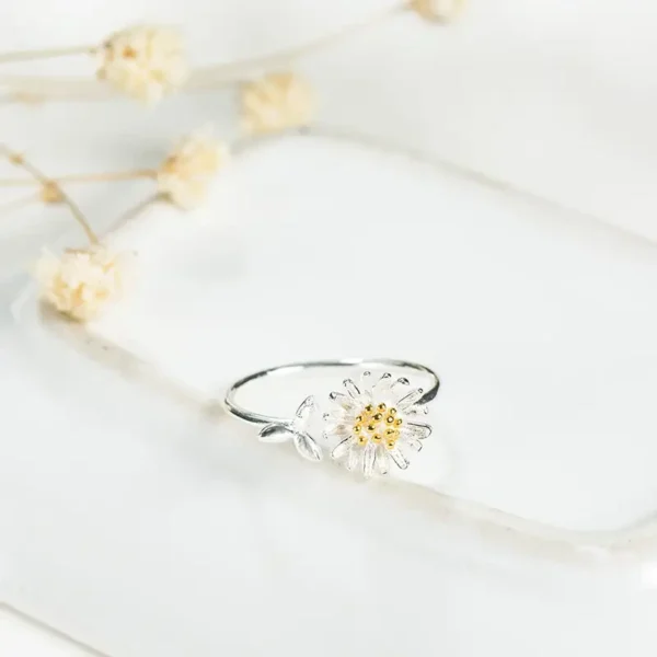 Small Chrysanthemum Flower Ring - Image 2